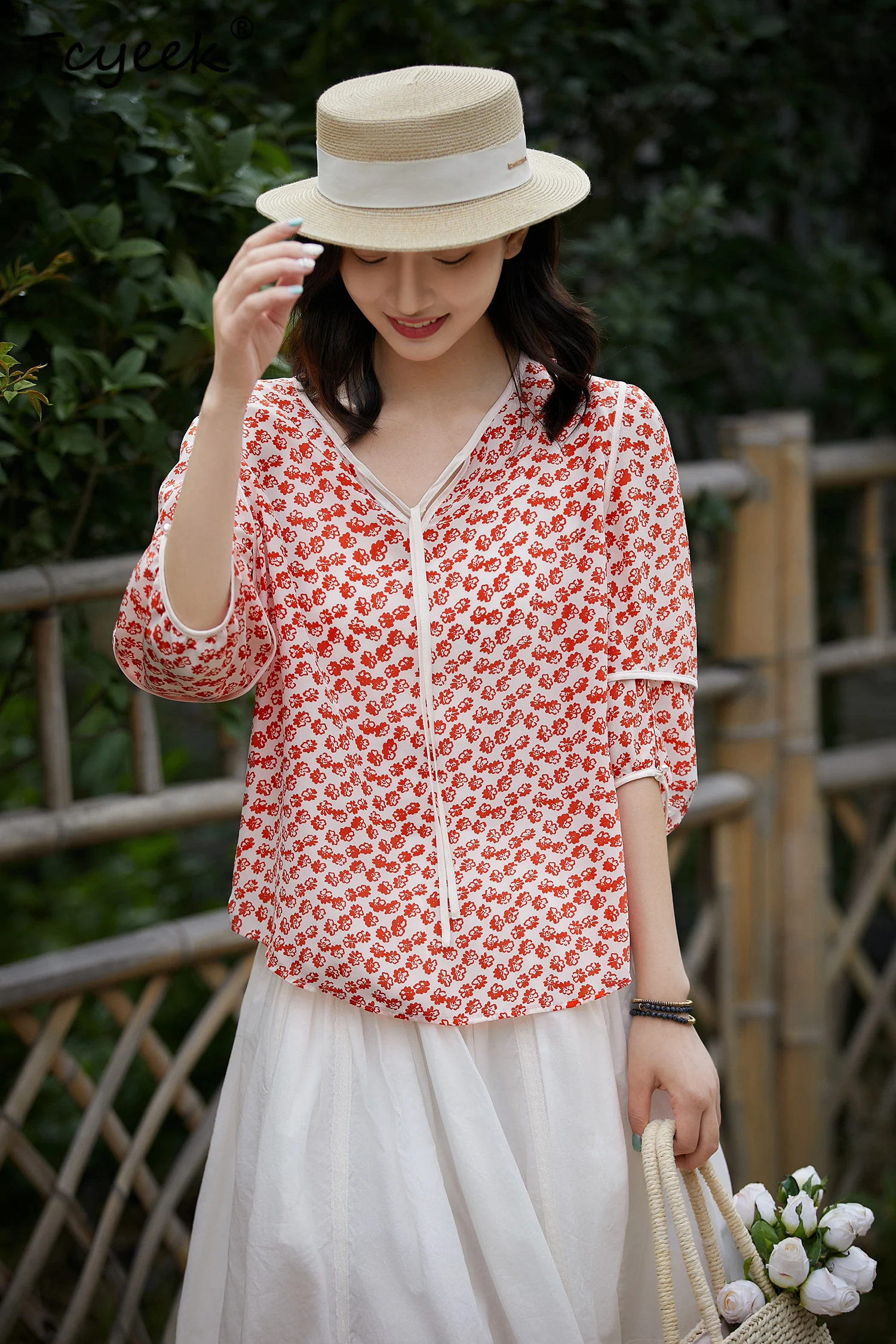 Tcyeek, 100%Mulberry Silk Elegant Shirt, Women Puff Sleeve Floral Printing, Fashion Commute Blouse, 2024 Summer Fall T46436QM
Tcyeek, 100%Mulberry Silk Elegant Shirt, Women Puff Sleeve Floral Printing, Fashion Commute Blouse, 2024 Summer Fall T46436QM