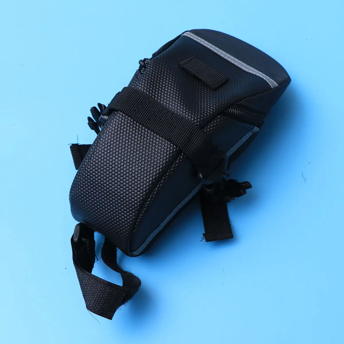 2Pcs Bike Saddle Bag Tail Pouch for Mountain Road Bike Nylon Waterproof Rear Seat Pack with Reflective Stripe Zip Closure
2Pcs Bike Saddle Bag Tail Pouch for Mountain Road Bike Nylon Waterproof Rear Seat Pack with Reflective Stripe Zip Closure