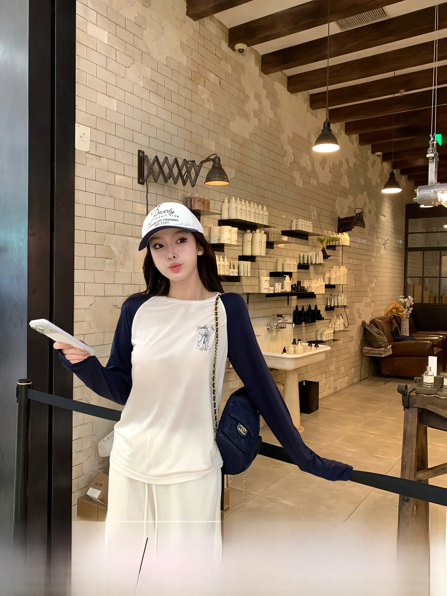 OYFF Lazy Silk Wool Long Sleeve T-Shirt Women's Slim Fit Base Layer Top French Style round Neck Printed Skin-friendly Breathable
OYFF Lazy Silk Wool Long Sleeve T-Shirt Women's Slim Fit Base Layer Top French Style round Neck Printed Skin-friendly Breathable