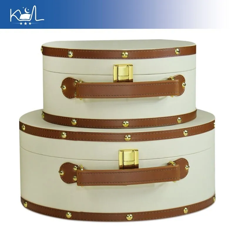 2Pcs Semicircular Leather Storage Box Vintage Rivet Handheld Suitcase Home Decor Ornament
2Pcs Semicircular Leather Storage Box Vintage Rivet Handheld Suitcase Home Decor Ornament
