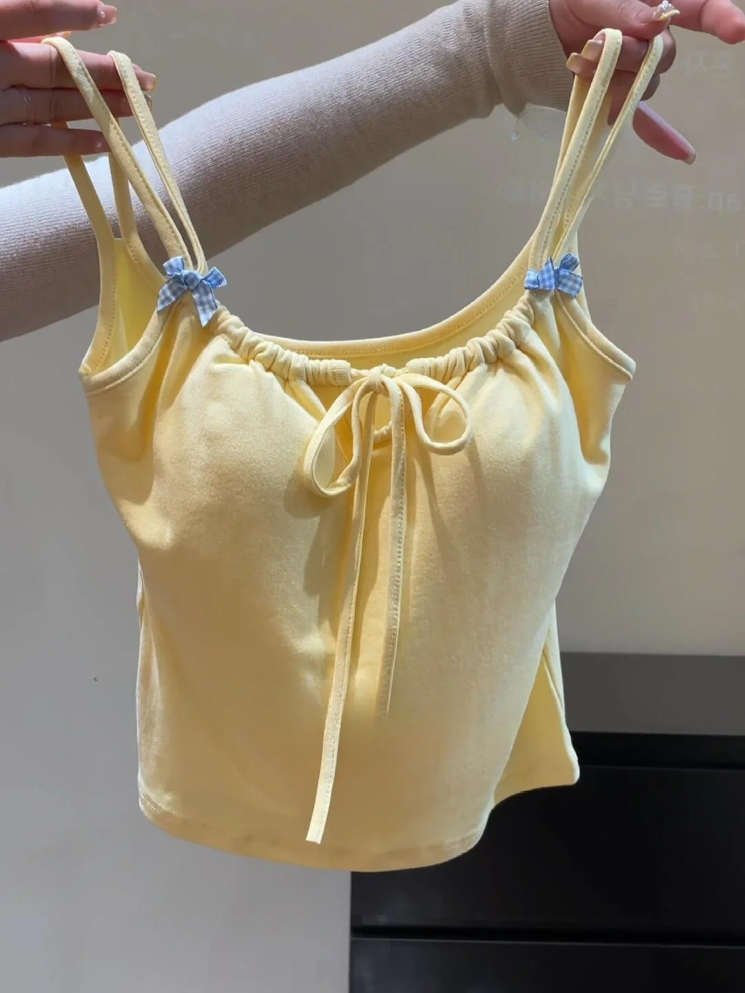 Hot Girl Ballet Style Lace-up Bow Slim Short Camisole Tops with Chest Pad + High Waist Casual Loose Straight Pants Two-piece Set
Hot Girl Ballet Style Lace-up Bow Slim Short Camisole Tops with Chest Pad + High Waist Casual Loose Straight Pants Two-piece Set