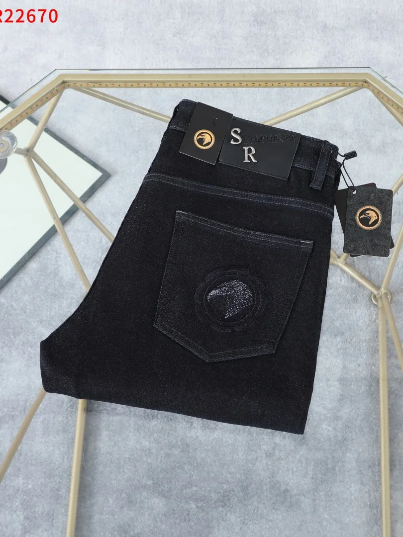 Comfortable Men's Casual Jeans 2025Stefno Rci Eagle Head Design Quality Size 3042 mid Waist Zipper Closure All Season Wear
Comfortable Men's Casual Jeans 2025Stefno Rci Eagle Head Design Quality Size 3042 mid Waist Zipper Closure All Season Wear