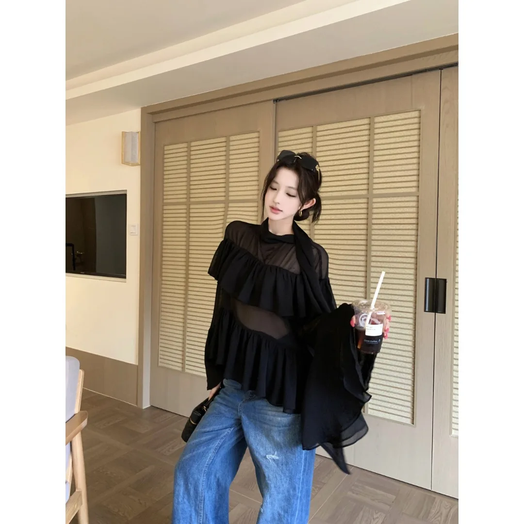 Spring 2026 Women's Black Chiffon Shirt Double Layer Lace Trim Lightweight Transparent Fashionable Top Design Versatile Style
Spring 2026 Women's Black Chiffon Shirt Double Layer Lace Trim Lightweight Transparent Fashionable Top Design Versatile Style