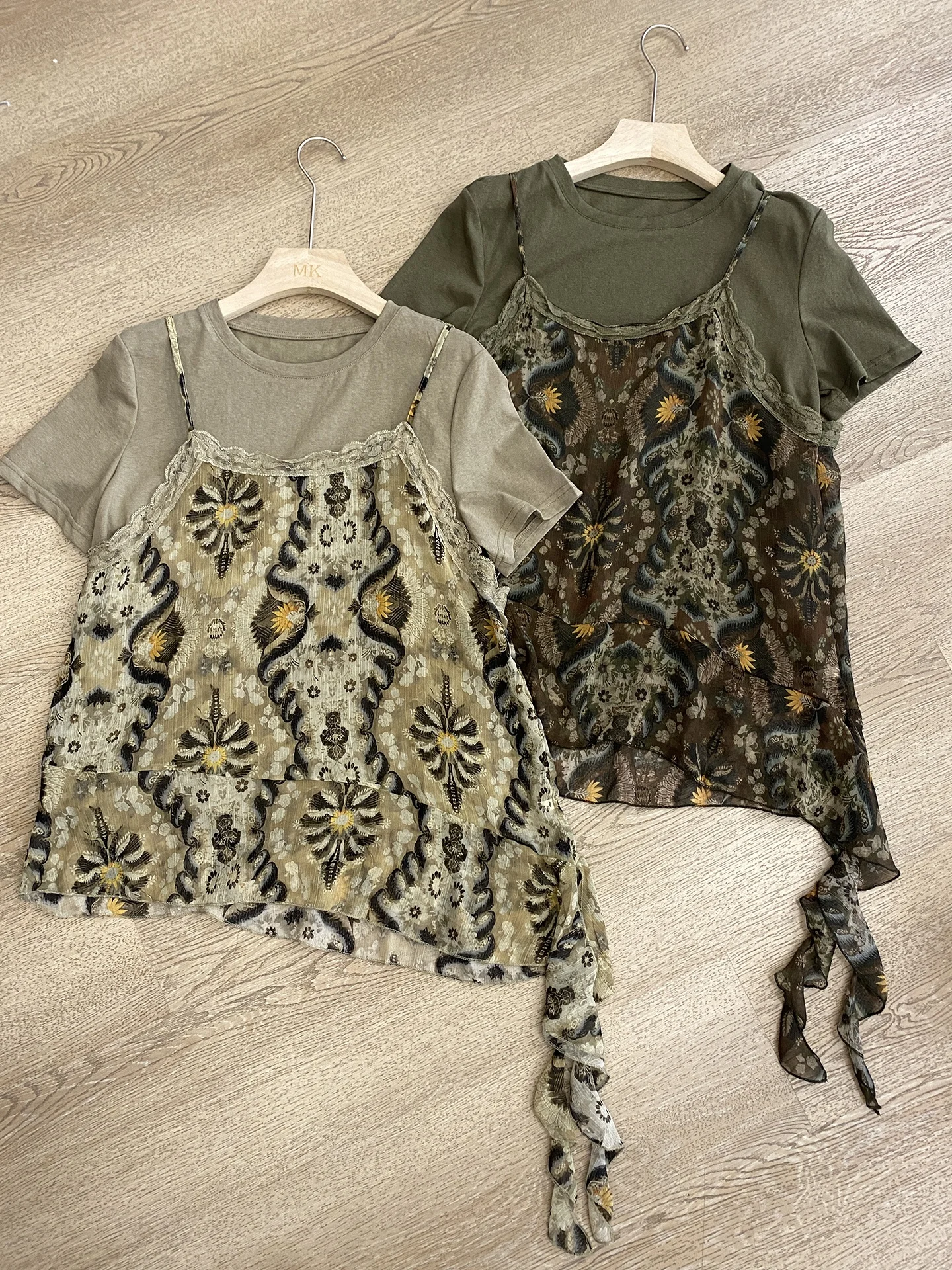 Retro Style Women's T-Shirt Lace Splice Short Sleeve Printed Loose Fit Summer New Arrival Two-Piece Set Breathable Cotton Blend
Retro Style Women's T-Shirt Lace Splice Short Sleeve Printed Loose Fit Summer New Arrival Two-Piece Set Breathable Cotton Blend