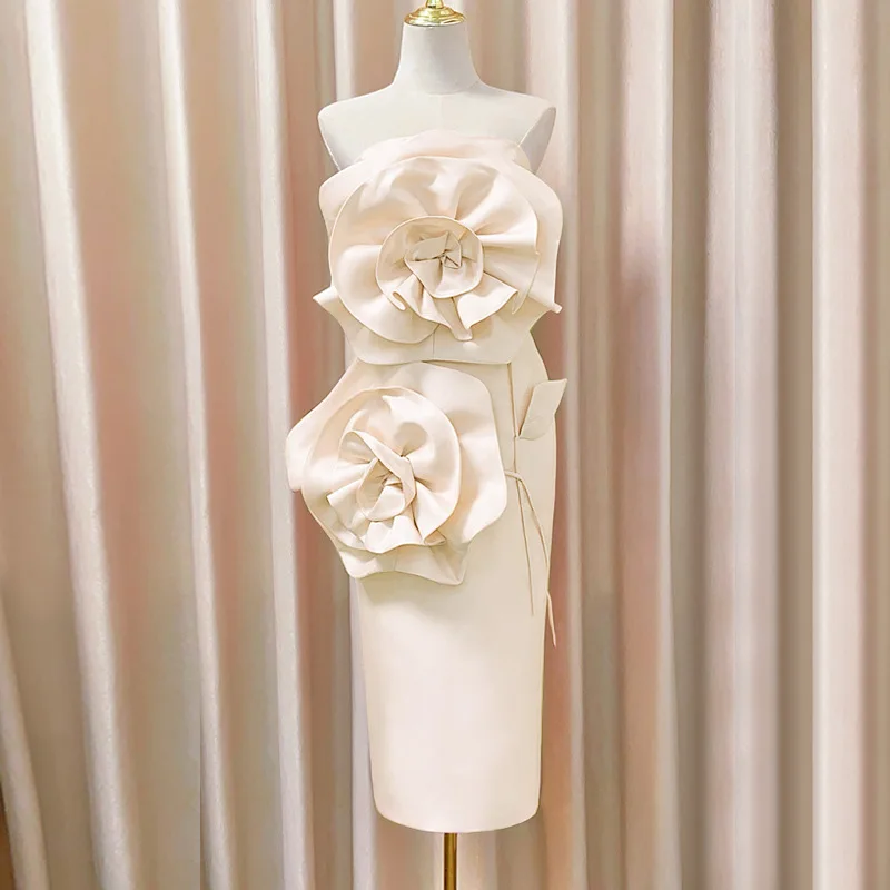 Cream Strapless 3D Large Rose Floral Appliqué Bodycon Midi Dress Satin Slim Sheath Cocktail Wedding Guest Gown
Cream Strapless 3D Large Rose Floral Appliqué Bodycon Midi Dress Satin Slim Sheath Cocktail Wedding Guest Gown