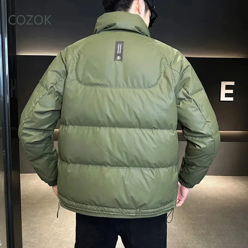COZOK Stand Collar Men's Down Jacket Duck Padding Short Jackets 2025 Male Winter Brand Lightweight Padded Coat
COZOK Stand Collar Men's Down Jacket Duck Padding Short Jackets 2025 Male Winter Brand Lightweight Padded Coat