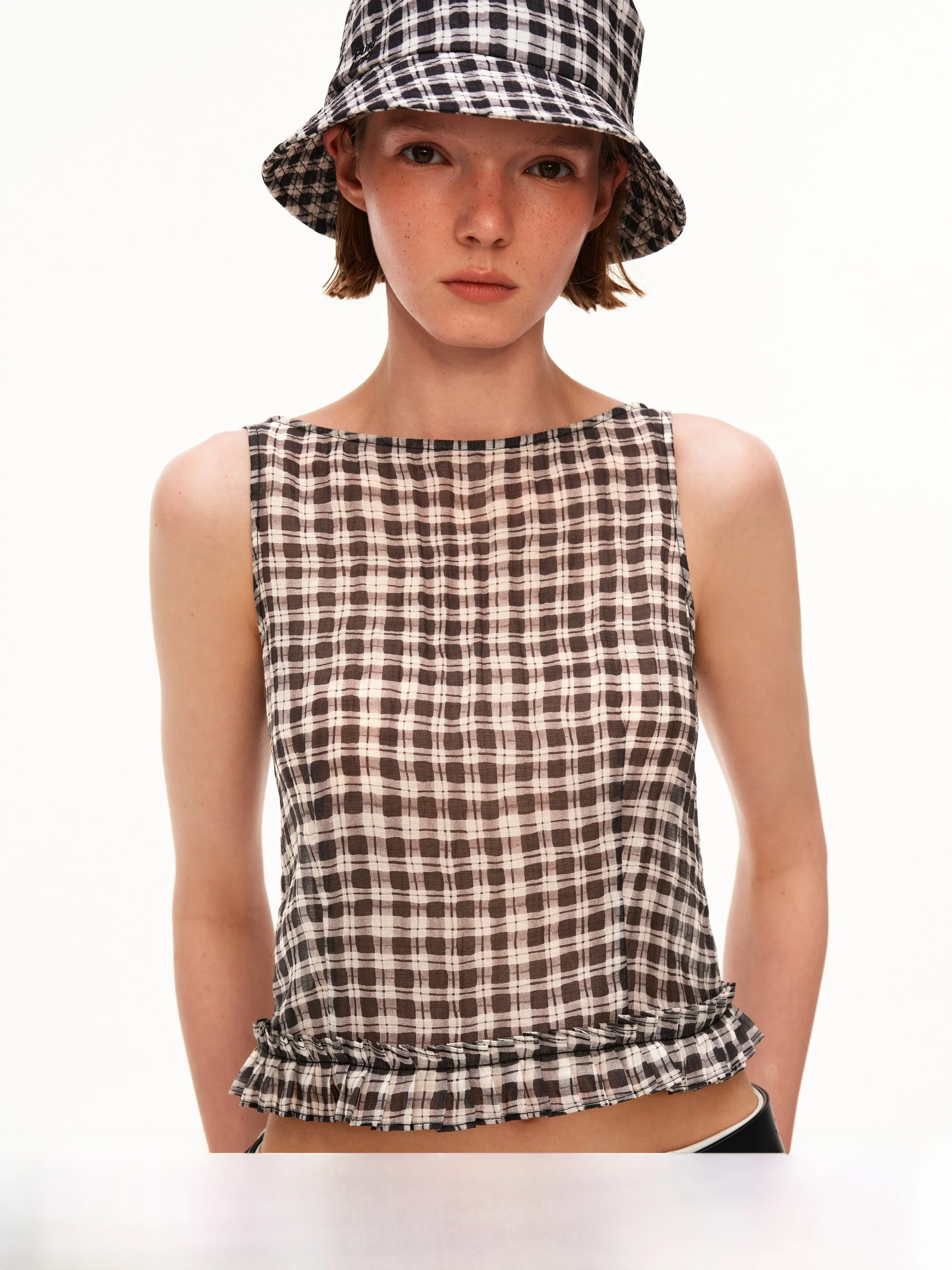 Original PUKI Lace Trim Vest Retro One oulder Svel irt Micro Transparent Plaid All Match Sle Women's ort Vest
Original PUKI Lace Trim Vest Retro One oulder Svel irt Micro Transparent Plaid All Match Sle Women's ort Vest