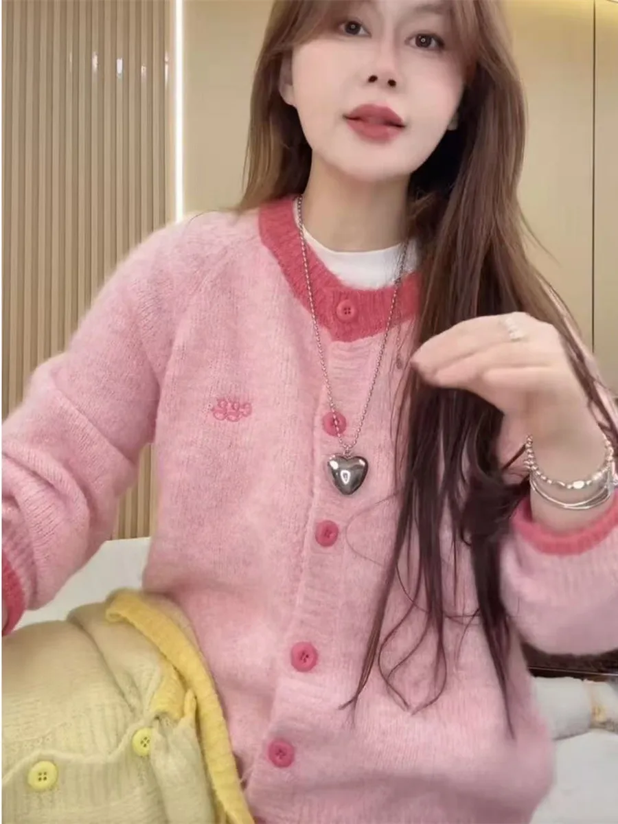 Soft Purple Knitted Sweater Coat Women's Loose Autumn Winter New Sle Lazy Faion Korean Gentle Wind Outerwear Top
Soft Purple Knitted Sweater Coat Women's Loose Autumn Winter New Sle Lazy Faion Korean Gentle Wind Outerwear Top