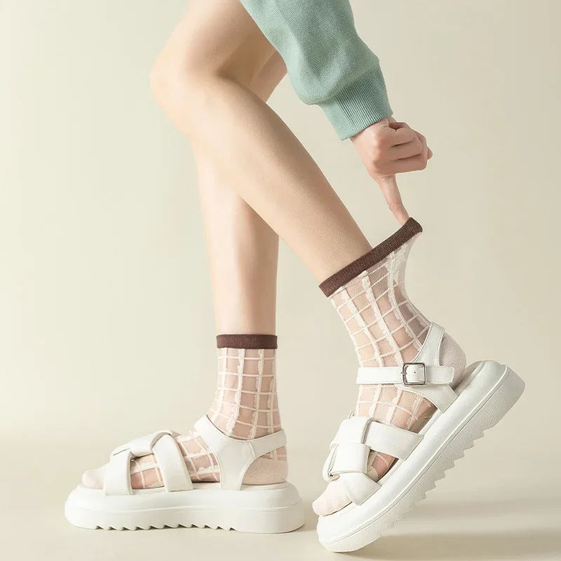Summer Plaid Crystal Silk Socks Women Casual Fashion Elastic Long Socks Korean Style Harajuku Ultra-thin Transparent Women Socks
Summer Plaid Crystal Silk Socks Women Casual Fashion Elastic Long Socks Korean Style Harajuku Ultra-thin Transparent Women Socks