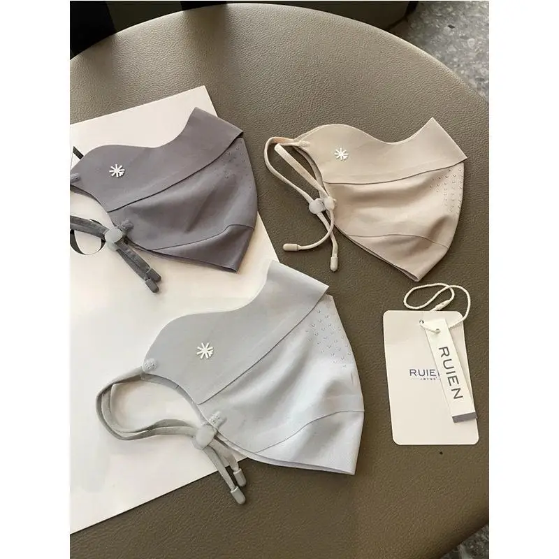 Korean Style Women's Sunscreen Face Mask Ice Silk Breathable Summer New Small Face Sunshade Cooling Effect Face Covering
Korean Style Women's Sunscreen Face Mask Ice Silk Breathable Summer New Small Face Sunshade Cooling Effect Face Covering