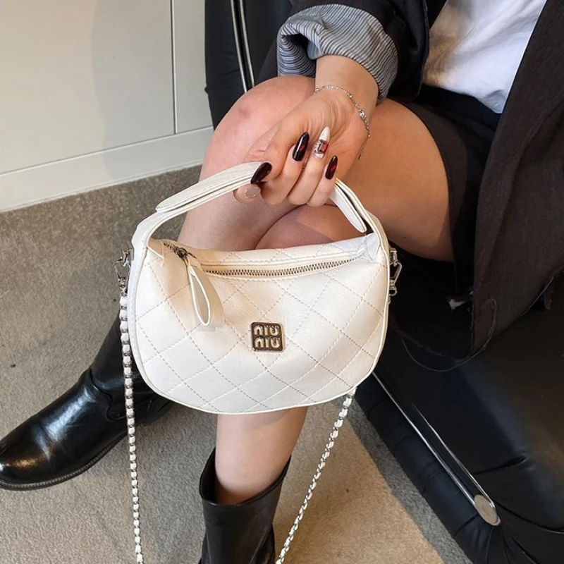 Maillard Style Crossbody для поездок на работу с милым принтом, модная дорожная изысканная роскошная изысканная женская сумка
Maillard Style Crossbody для поездок на работу с милым принтом, модная дорожная изысканная роскошная изысканная женская сумка