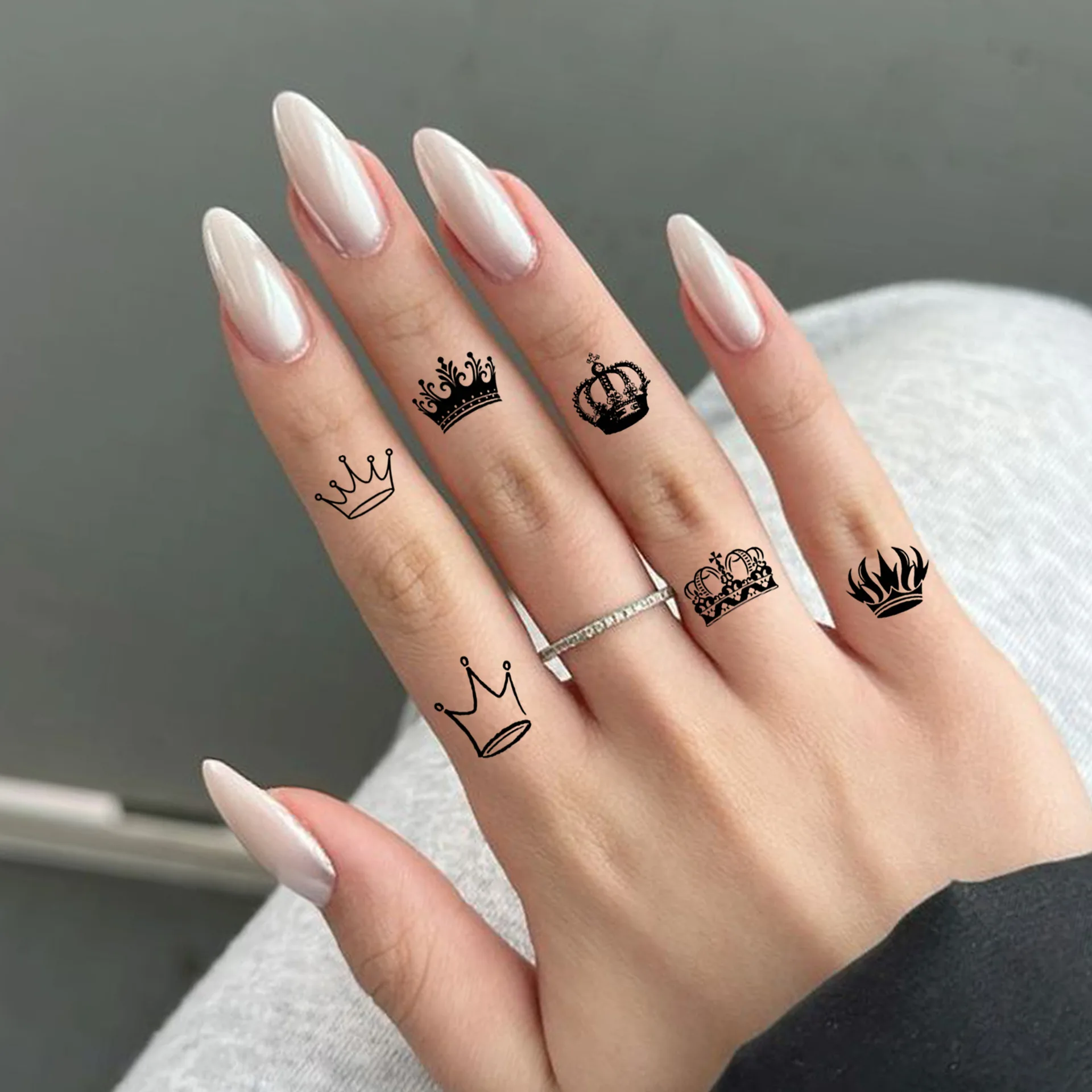 Waterproof Crown Tattoo Stickers Premium High Quality Fade Resistant for Neck Hand Back Collarbone Various Styles
Waterproof Crown Tattoo Stickers Premium High Quality Fade Resistant for Neck Hand Back Collarbone Various Styles