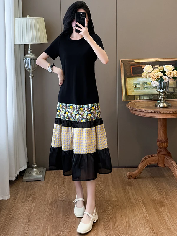 Elegant Short Sleeve Dress Women's High Waist Slimming Print Black Summer Dress Commute Style A-Line Skirt round Neck
Elegant Short Sleeve Dress Women's High Waist Slimming Print Black Summer Dress Commute Style A-Line Skirt round Neck