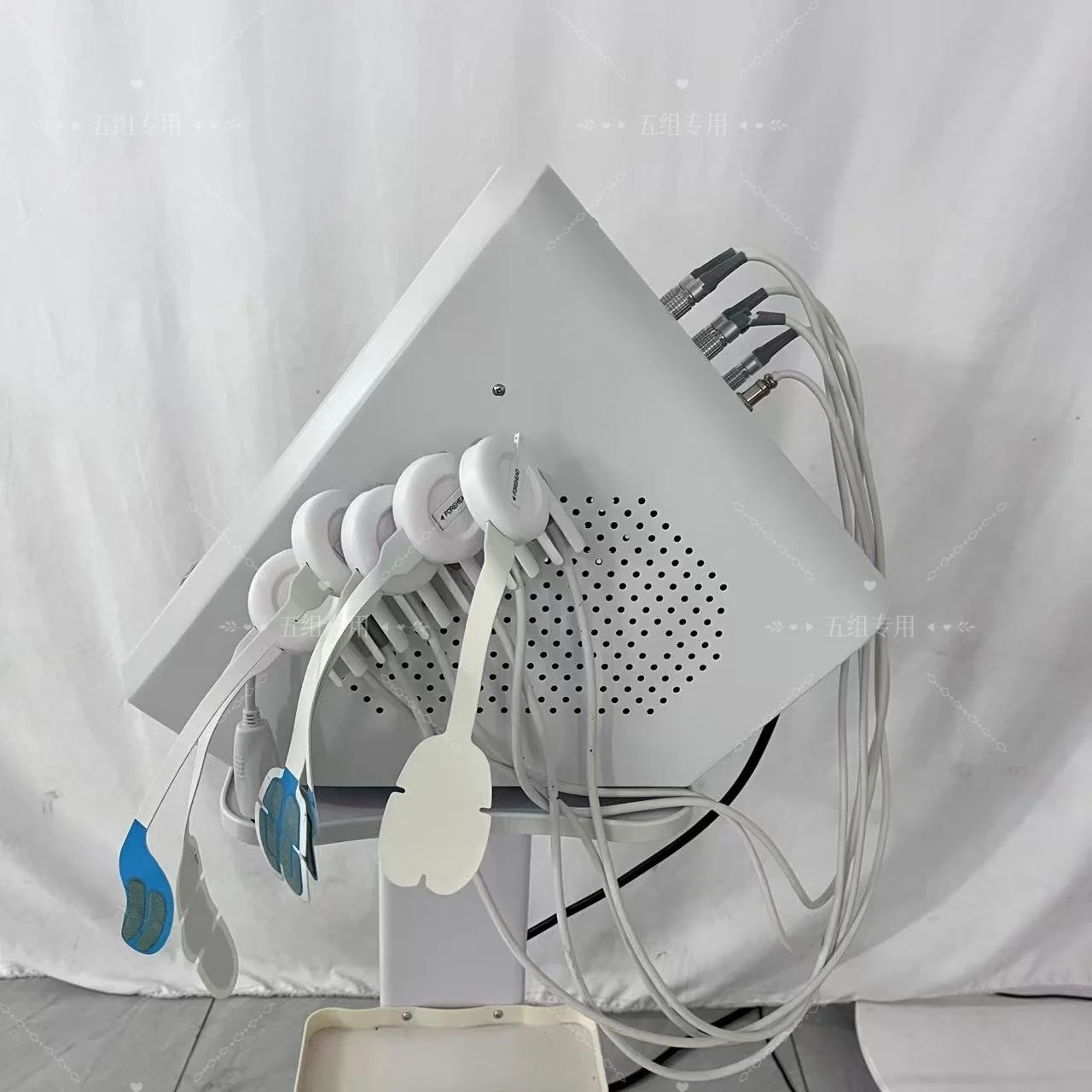 Facial EMrf Muscle Toning Face Lifting Skin Tightening Increase Muscle Ems Building anti-ageing Face Machine
Facial EMrf Muscle Toning Face Lifting Skin Tightening Increase Muscle Ems Building anti-ageing Face Machine