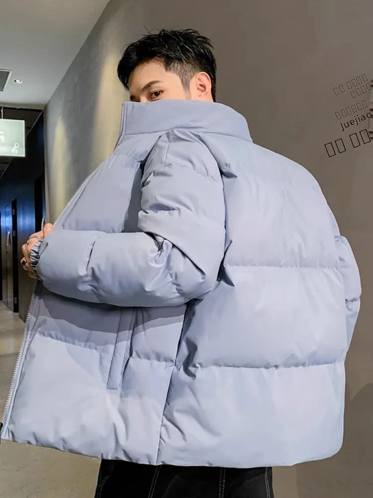 Thiened Cotton Jaet Men's Winter Faion Brand Warm Coat Stand Collar Anti-Cold Long Sve Zipper Closure Color Yo...
Thiened Cotton Jaet Men's Winter Faion Brand Warm Coat Stand Collar Anti-Cold Long Sve Zipper Closure Color Yo...