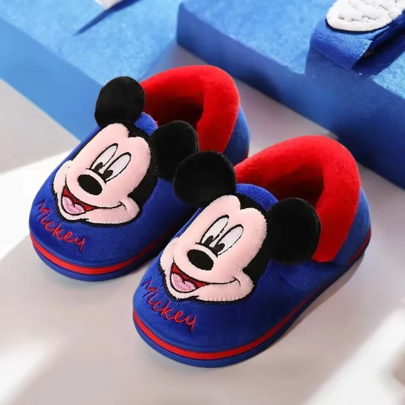 Детские тапочки Disney, зимние нескользящие домашние тапочки с Микки и Минни для мальчиков и девочек, детская хлопковая обувь
Детские тапочки Disney, зимние нескользящие домашние тапочки с Микки и Минни для мальчиков и девочек, детская хлопковая обувь