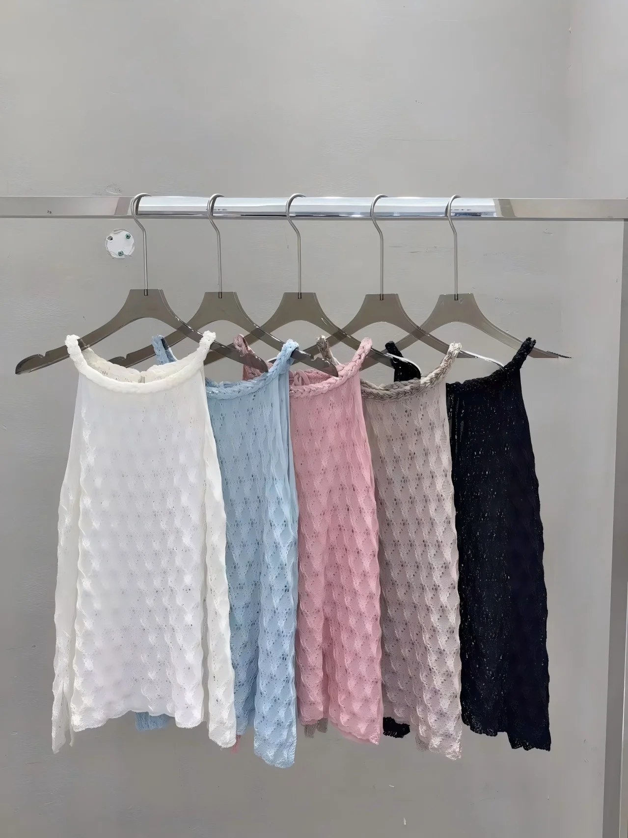 Summer New Style Women's Slim Fit Knitted Vest Top Hollow out Hook Flower Design Sleeveless Strapless Fashionable Outerwear
Summer New Style Women's Slim Fit Knitted Vest Top Hollow out Hook Flower Design Sleeveless Strapless Fashionable Outerwear