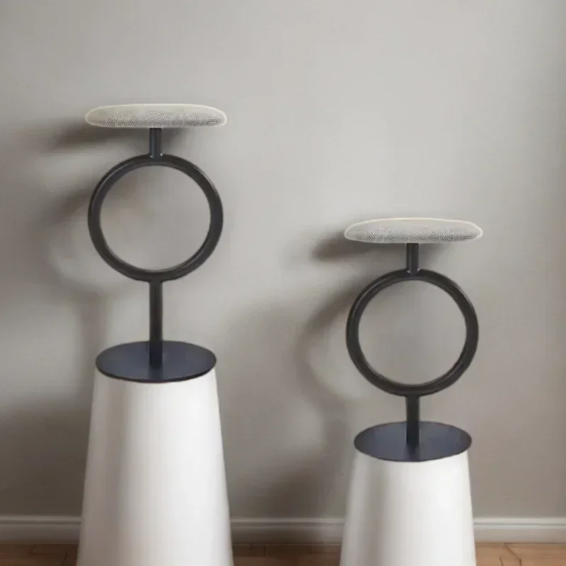 Bar chair Bar Stools Luxury Salon Chairs Kitchen Stool Iron Chair Furniture Garden Counter Nordic Design Leather Modern
Bar chair Bar Stools Luxury Salon Chairs Kitchen Stool Iron Chair Furniture Garden Counter Nordic Design Leather Modern