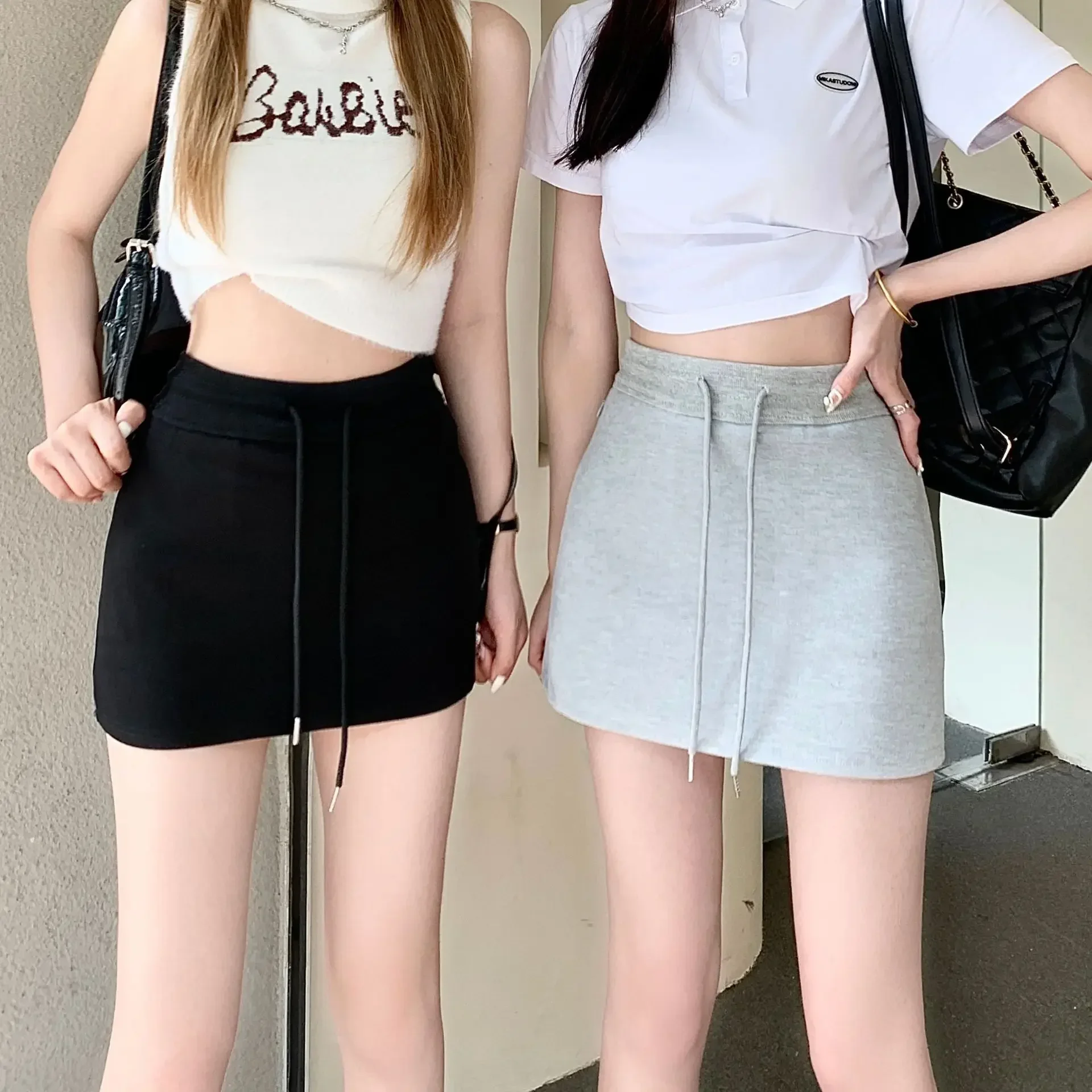 A-line Skirts Women Summer High Waist Slim Fit Korean Style Elegant Fashion Mini Solid Simple Soft Casual Sexy All-match Chic
A-line Skirts Women Summer High Waist Slim Fit Korean Style Elegant Fashion Mini Solid Simple Soft Casual Sexy All-match Chic