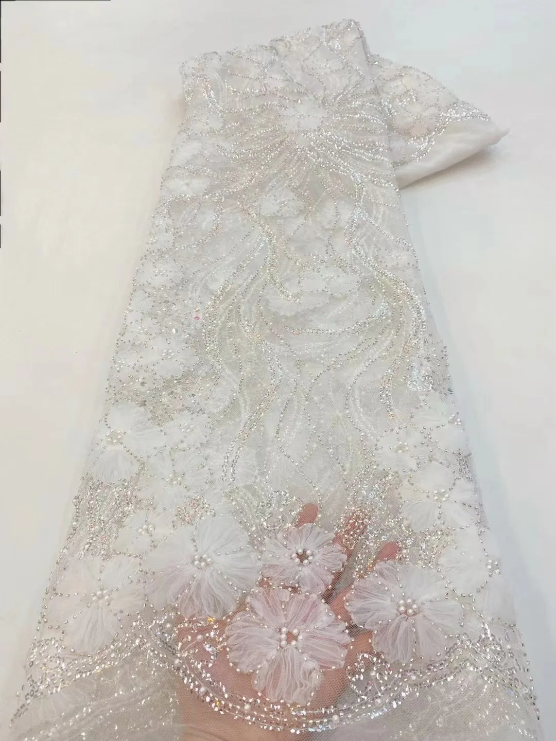 African Lace Fabric 2024 Soft High Quality Sequin Beads Lace French Nigerian Lace Tulle Mesh Fabric for Wedding Sewing HXZ5864
African Lace Fabric 2024 Soft High Quality Sequin Beads Lace French Nigerian Lace Tulle Mesh Fabric for Wedding Sewing HXZ5864