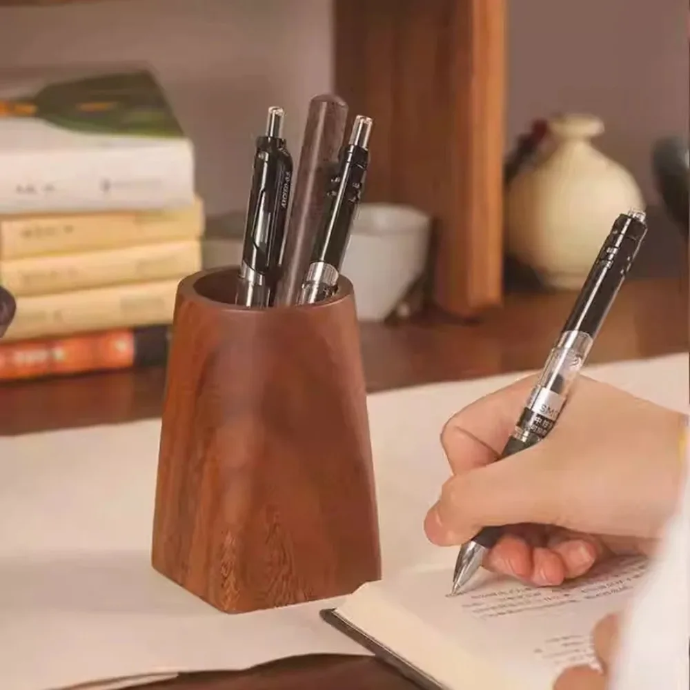 Винтажный деревянный держатель для ручек, минималистичный пенал большой емкости для хранения, портативный держатель для кистей для макияжа, органайзер для стола, горшок
Винтажный деревянный держатель для ручек, минималистичный пенал большой емкости для хранения, портативный держатель для кистей для макияжа, органайзер для стола, горшок