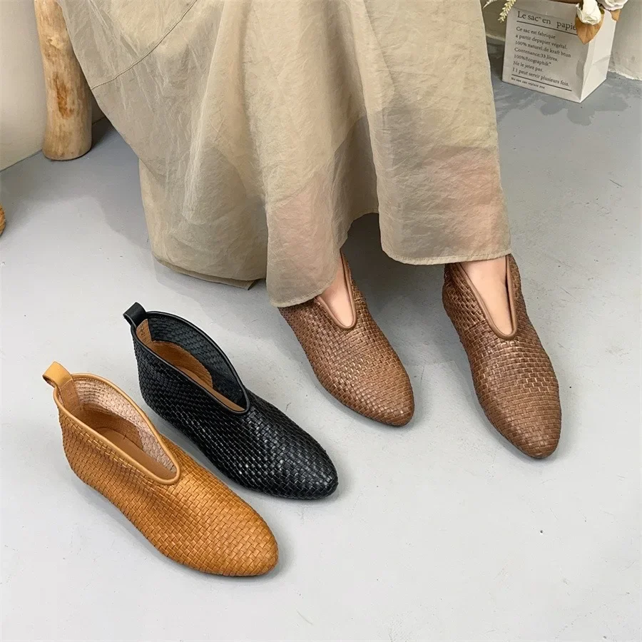 Birkuir Retro Flat Heel Ankle Boots Slop On Soft Soles Boots For Women Weave Genuine Leather Luxury High Top Shoes Short Boots
Birkuir Retro Flat Heel Ankle Boots Slop On Soft Soles Boots For Women Weave Genuine Leather Luxury High Top Shoes Short Boots