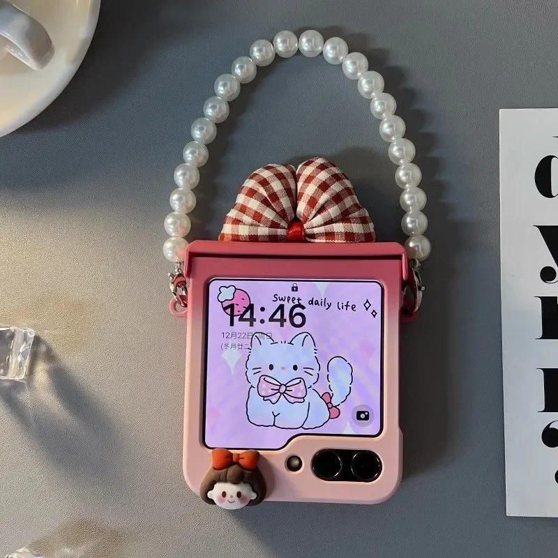 for Samsung Zflip6 zflip5 case zflip4 Cute Rose pink 3d girl grid bow kawai phone case with Pearl bracelet
for Samsung Zflip6 zflip5 case zflip4 Cute Rose pink 3d girl grid bow kawai phone case with Pearl bracelet