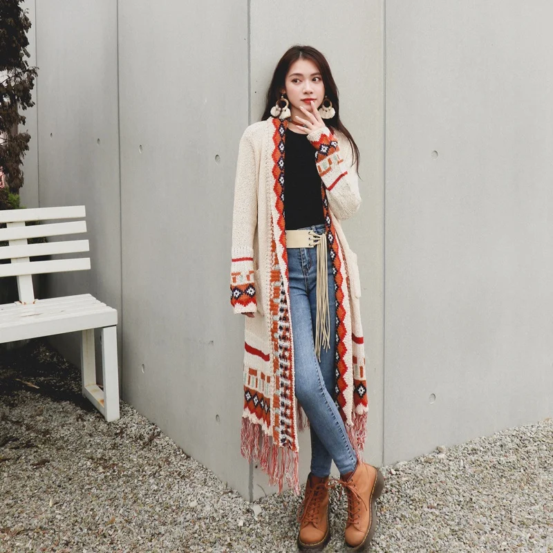 Bohemian Tassel Open Cardigan Knitted Long Sleeve Thickened Loose Women's Sweater for Autumn Winter Ethnic Style Loose Coat
Bohemian Tassel Open Cardigan Knitted Long Sleeve Thickened Loose Women's Sweater for Autumn Winter Ethnic Style Loose Coat