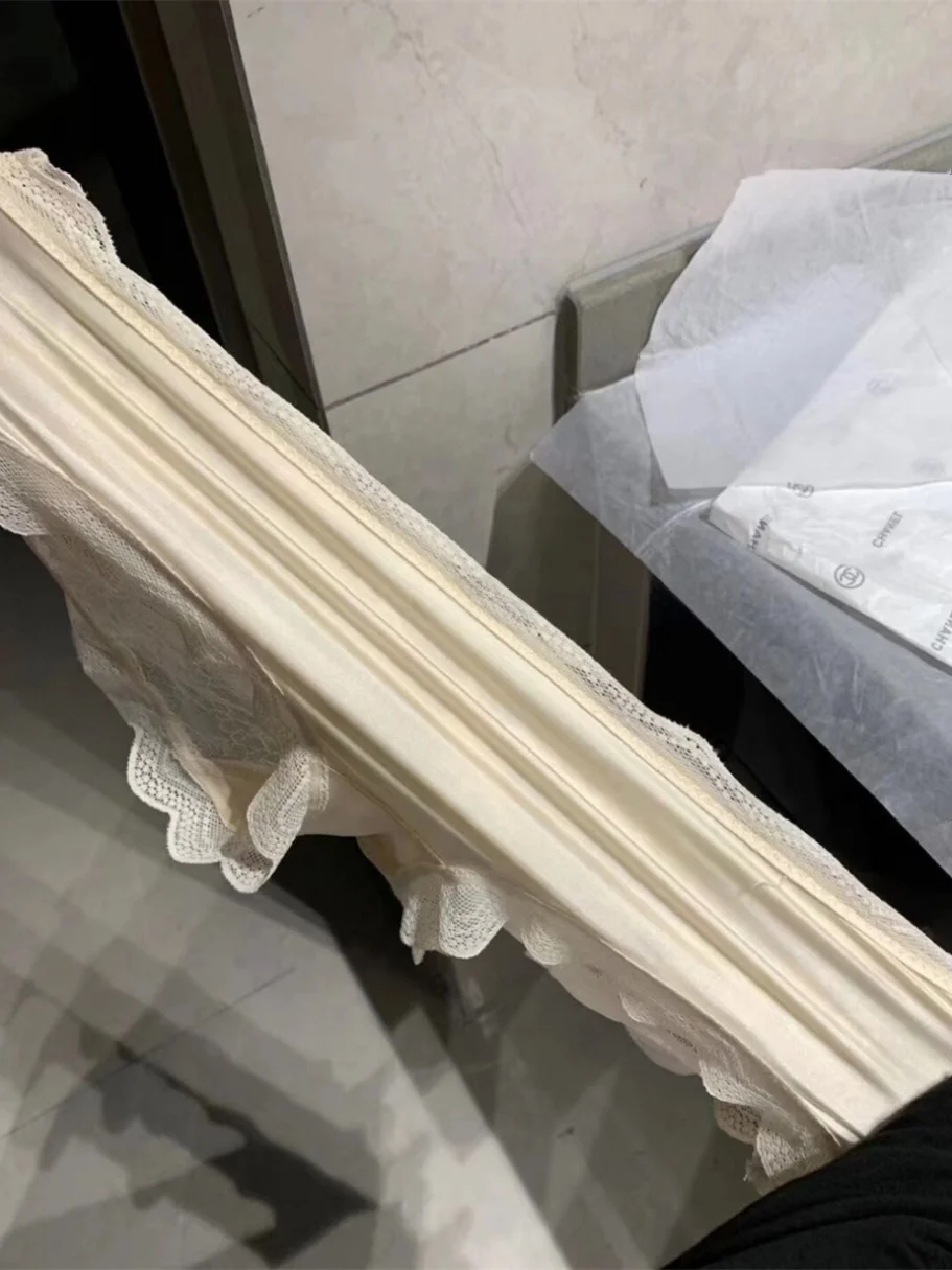 Прозрачная плиссированная юбка А-силуэта из молочного шелка с высокой талией, базовый слой, для повседневной носки
Прозрачная плиссированная юбка А-силуэта из молочного шелка с высокой талией, базовый слой, для повседневной носки