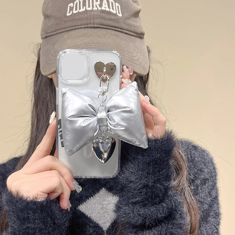 Y2K Silver Color Bowknot Keychain Fashion Sweet Bow Keyring For Girls Backpack Pendant Bag Hanging Decoration Gifts
Y2K Silver Color Bowknot Keychain Fashion Sweet Bow Keyring For Girls Backpack Pendant Bag Hanging Decoration Gifts