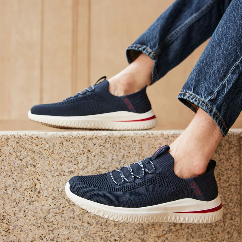 Skecher men's shoes 2025 summer new wear shock absorption wear flash shoes light mesh casual shoes 210955-NVY
Skecher men's shoes 2025 summer new wear shock absorption wear flash shoes light mesh casual shoes 210955-NVY