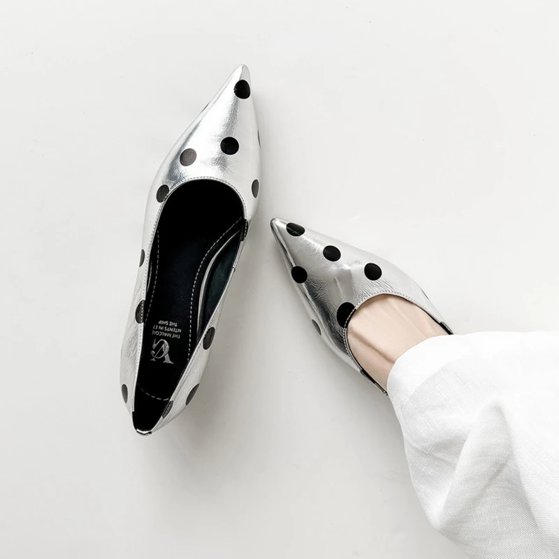 NEW Spring/Autumn Women Pumps Genuine Leather Shoes Women Pointed Toe Thin Heel Shoes Fashion Spot Shallow Slip-on Daily Shoes
NEW Spring/Autumn Women Pumps Genuine Leather Shoes Women Pointed Toe Thin Heel Shoes Fashion Spot Shallow Slip-on Daily Shoes