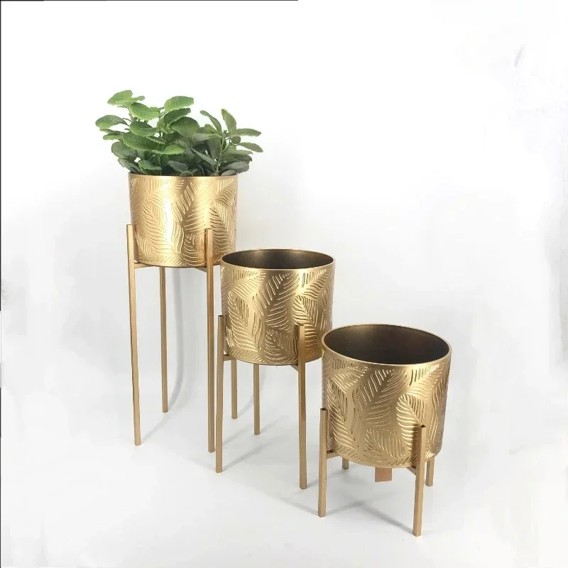 Elegant ThreePiece Green Potted Flower Bucket Set Modern Simple Gold Iron Rack with Concave Pattern Design Round Flower Pot
Elegant ThreePiece Green Potted Flower Bucket Set Modern Simple Gold Iron Rack with Concave Pattern Design Round Flower Pot