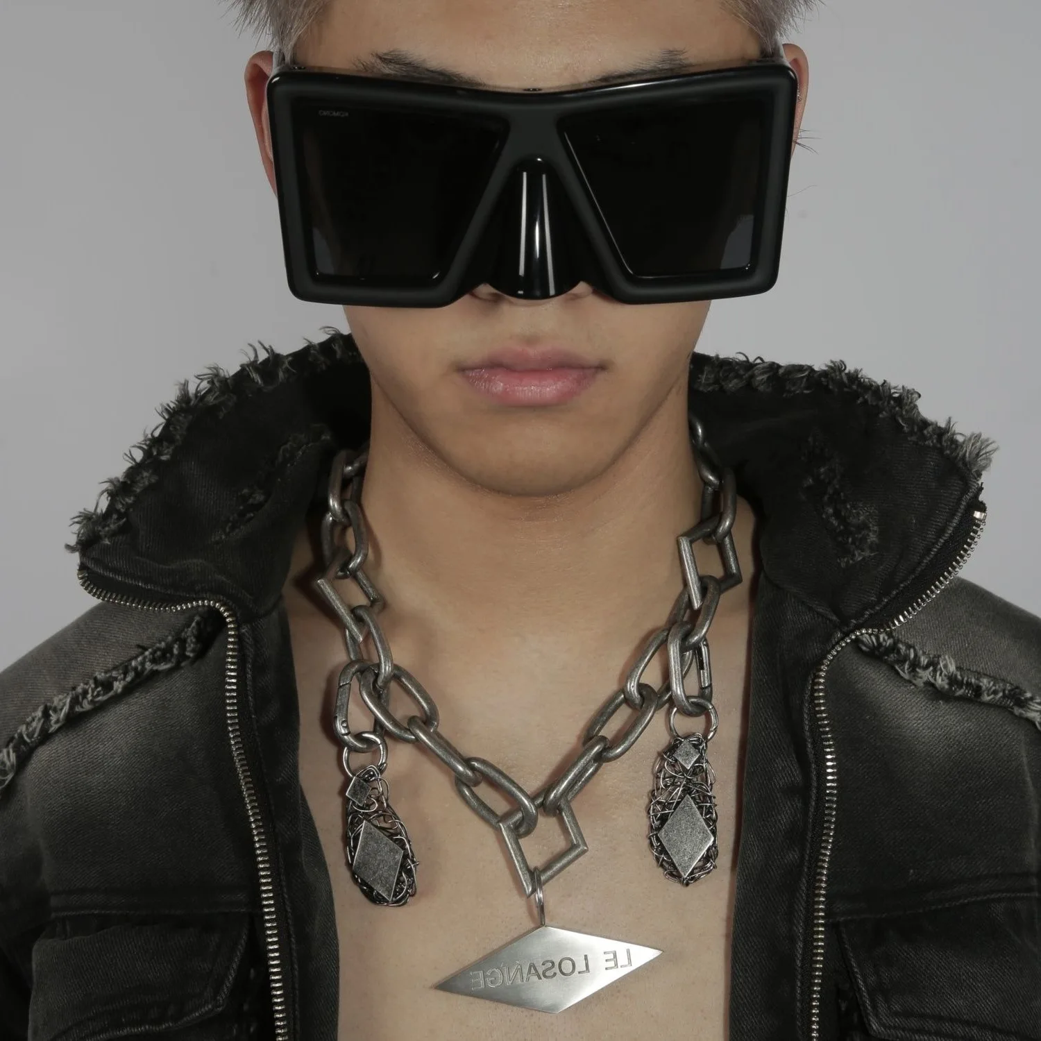New Punk Necklace Pendant Silver Color Metal Cyberpunk Chunky Heavy Trendy Unisex Choker for Women Men Couple Jewelry
New Punk Necklace Pendant Silver Color Metal Cyberpunk Chunky Heavy Trendy Unisex Choker for Women Men Couple Jewelry