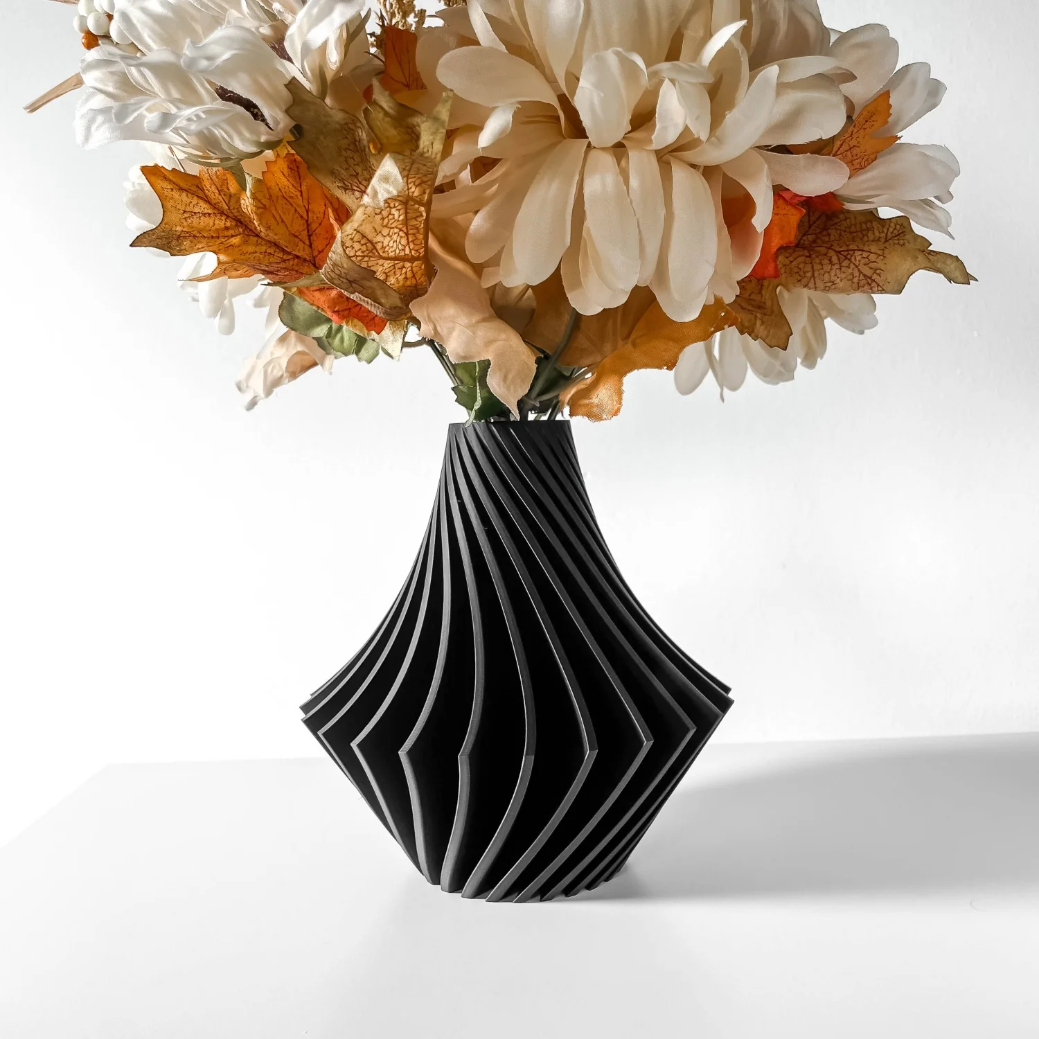 3D Printed Creative Vase Home Decoration Living Room or Office Table Decoration Desktop Decoration Vase Home Decorations
3D Printed Creative Vase Home Decoration Living Room or Office Table Decoration Desktop Decoration Vase Home Decorations