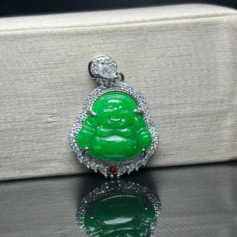 Exquisite Green Maitreya Buddha Small Pendant, Classic Daily Necklace
Exquisite Green Maitreya Buddha Small Pendant, Classic Daily Necklace