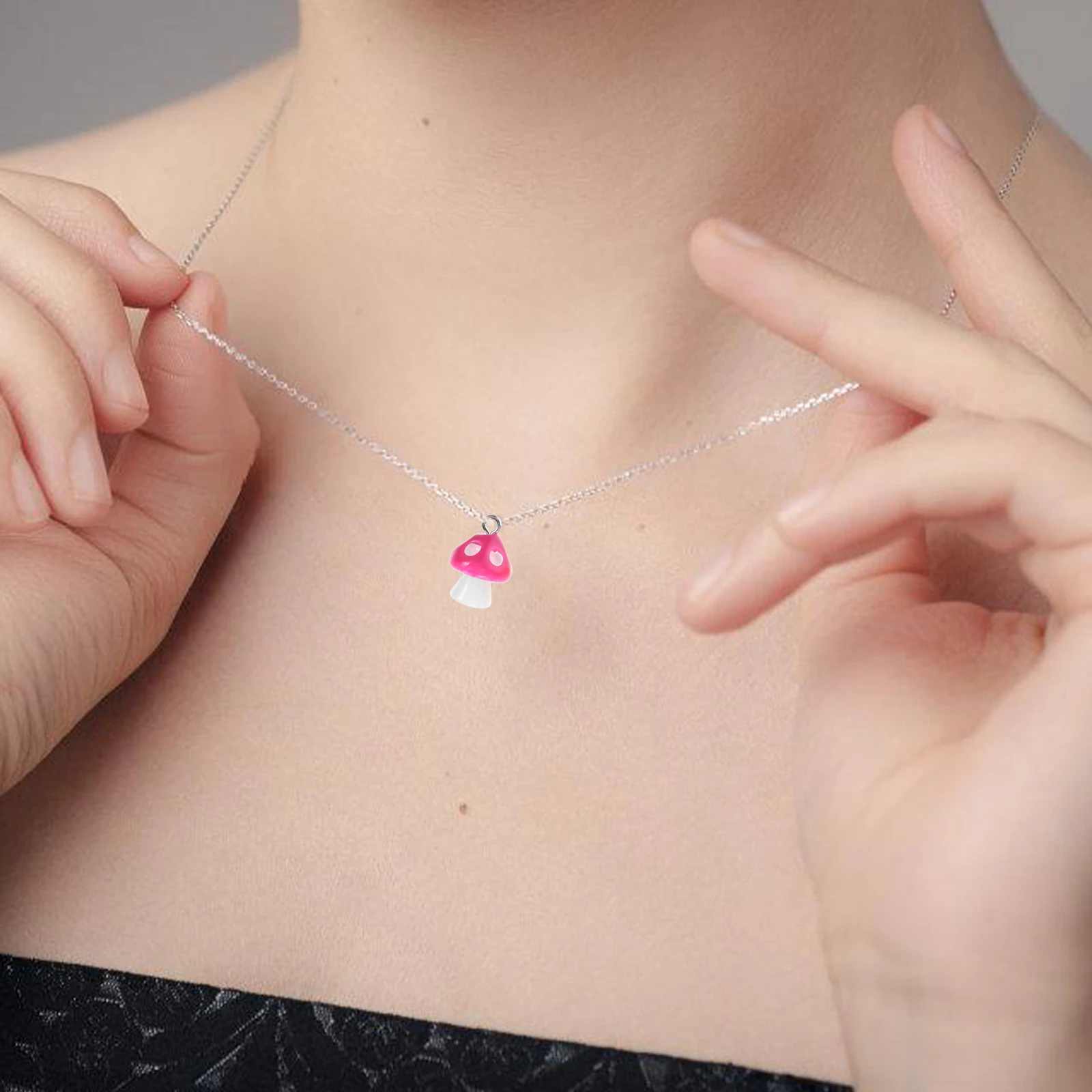 25 Pcs Pendant Mushroom-shaped Keychain Necklace Bracelet Accessory Resin Cute Charms
25 Pcs Pendant Mushroom-shaped Keychain Necklace Bracelet Accessory Resin Cute Charms