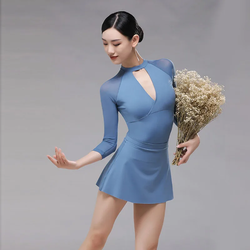 Sexy Ballet Leotard For Women's Exercise Suit High Collar Gymnastics Leotard Adult 3/4 sleeves Ballerina Stage Performance Suit
Sexy Ballet Leotard For Women's Exercise Suit High Collar Gymnastics Leotard Adult 3/4 sleeves Ballerina Stage Performance Suit