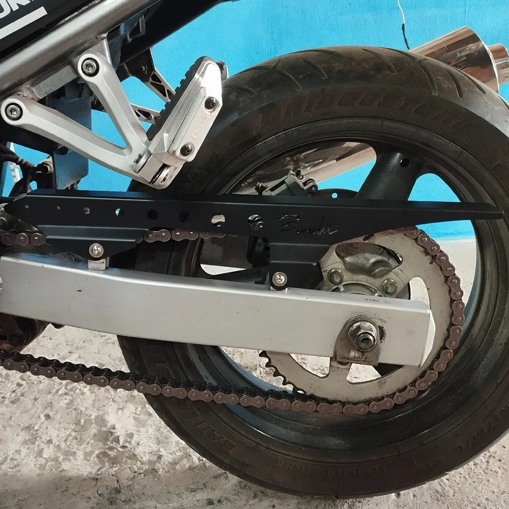 For Suzuki GSF600 GSF650 GSF 600 650 Bandit / S 2000-2016 2015 2014 2013 Motorcycle Accessories Rear Chain Guard Cover Protector
For Suzuki GSF600 GSF650 GSF 600 650 Bandit / S 2000-2016 2015 2014 2013 Motorcycle Accessories Rear Chain Guard Cover Protector