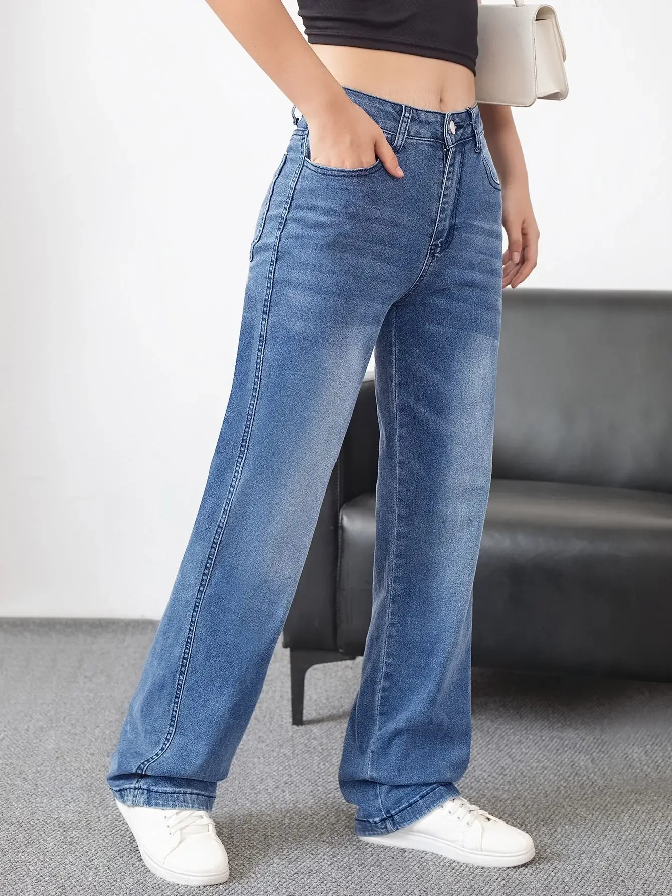 Женские эластичные джинсы Y2K, синие узкие прямые брюки, повседневная универсальная удобная посадка, всесезонная одежда
Женские эластичные джинсы Y2K, синие узкие прямые брюки, повседневная универсальная удобная посадка, всесезонная одежда