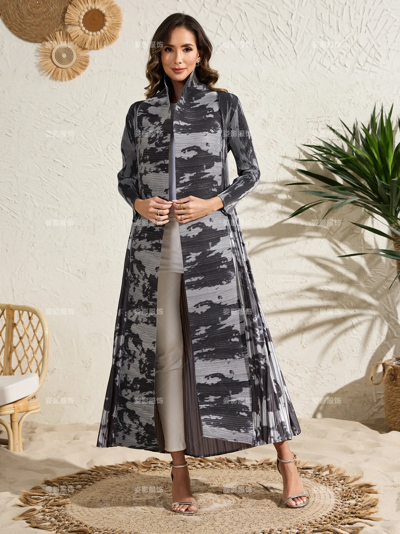 2025 Muslim Women Miyake Pleated Print Long Coat Loose Irregular Cardigan Jacket Summer New
2025 Muslim Women Miyake Pleated Print Long Coat Loose Irregular Cardigan Jacket Summer New