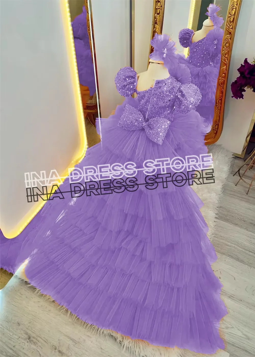 Elegant Flower Girl Dress Tulle Fluffy Sequins With BTrain Trailing for Kids Wedding Ball Birthday Party Evening Gowns
Elegant Flower Girl Dress Tulle Fluffy Sequins With BTrain Trailing for Kids Wedding Ball Birthday Party Evening Gowns