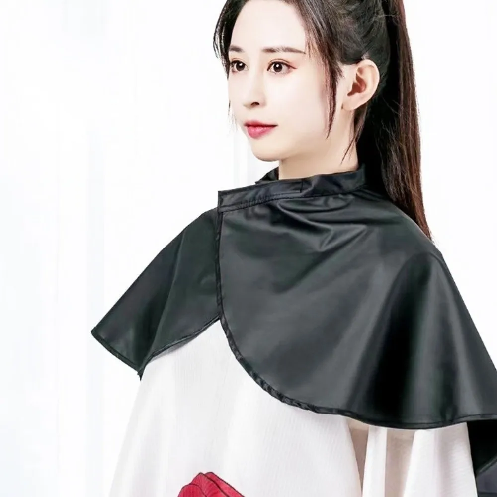 Short Waterproof Makeup Apron Dye Cape Professional Hairdressing Apron Adjustable Antistatic Black Half Apron Beauty Salon
Short Waterproof Makeup Apron Dye Cape Professional Hairdressing Apron Adjustable Antistatic Black Half Apron Beauty Salon