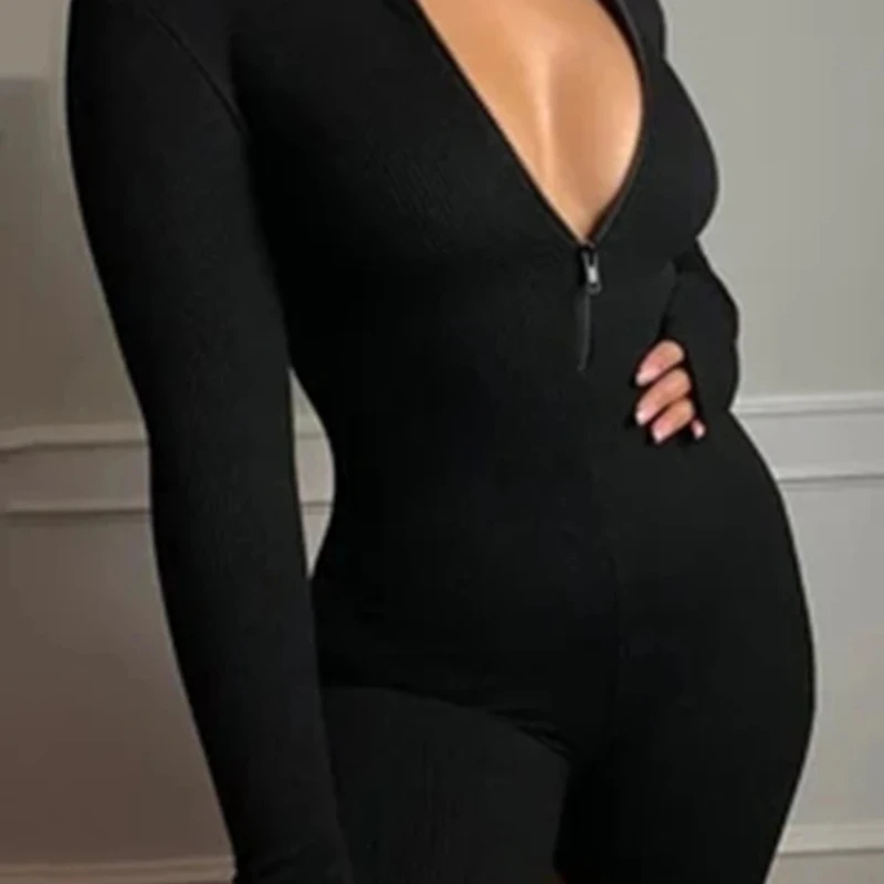 Summer y2k zipper jumpsuit with shoulder straps, solid color bodysuit, hot and sexy casual outdoor street jumpsuit, women's long
Summer y2k zipper jumpsuit with shoulder straps, solid color bodysuit, hot and sexy casual outdoor street jumpsuit, women's long