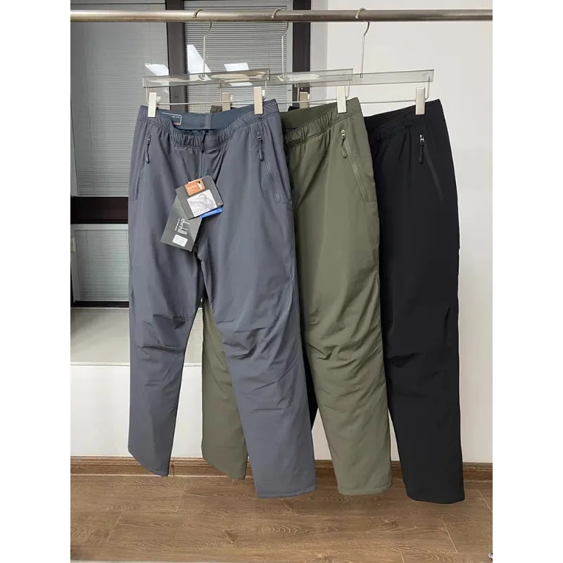 Мужские зимние стеганые брюки с 3 карманами на молнии, ветрозащитные теплые брюки из 90% белого утиного пуха, зимние, холодные, термопуховые брюки
Мужские зимние стеганые брюки с 3 карманами на молнии, ветрозащитные теплые брюки из 90% белого утиного пуха, зимние, холодные, термопуховые брюки