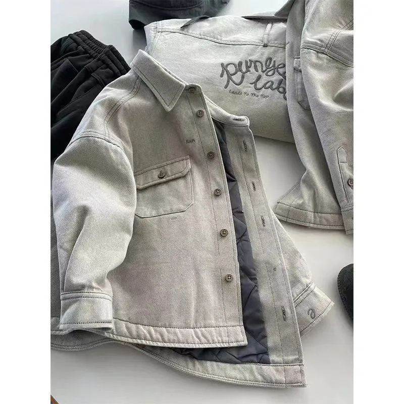 Children's Warm Jacket Autumn/Winter New Boys' Cotton Clip Thick Denim Coat Baby Cool Handsome Casual Shirt Boys' Casual Shirt
Children's Warm Jacket Autumn/Winter New Boys' Cotton Clip Thick Denim Coat Baby Cool Handsome Casual Shirt Boys' Casual Shirt