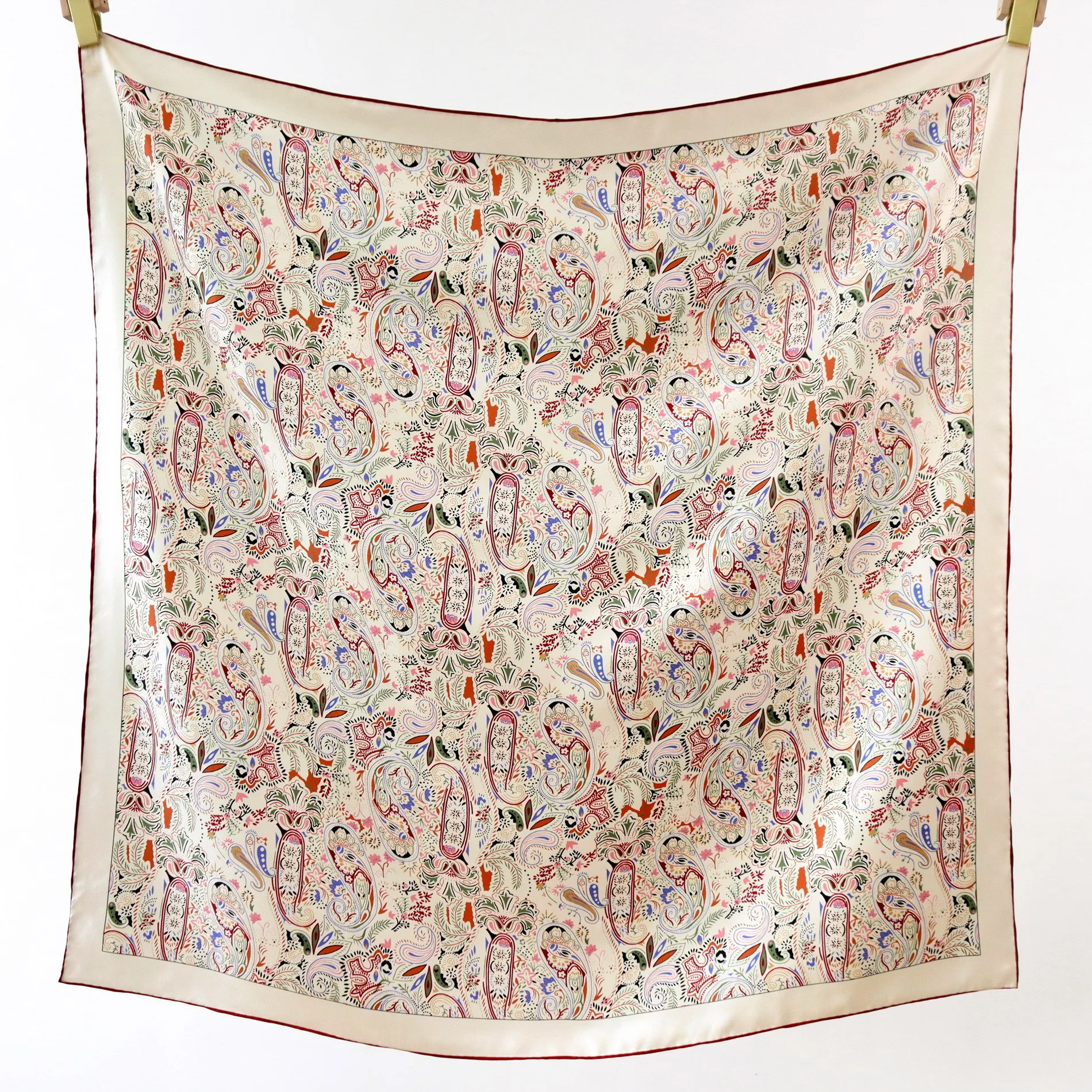 90CM Silk Scarf Luxury Twill Bandanas Women Neck Head Bag Bandana Shawls Hand Rolled Handkerchief Scarves Lover Gift
90CM Silk Scarf Luxury Twill Bandanas Women Neck Head Bag Bandana Shawls Hand Rolled Handkerchief Scarves Lover Gift