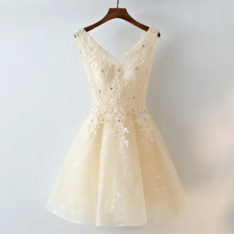 Evening Dress Short Style 2025 New Sexy V-neck Party Dresses Appliques Beaded Prom Dress Back Lace Up Sleeveless Robe De Soiree
Evening Dress Short Style 2025 New Sexy V-neck Party Dresses Appliques Beaded Prom Dress Back Lace Up Sleeveless Robe De Soiree