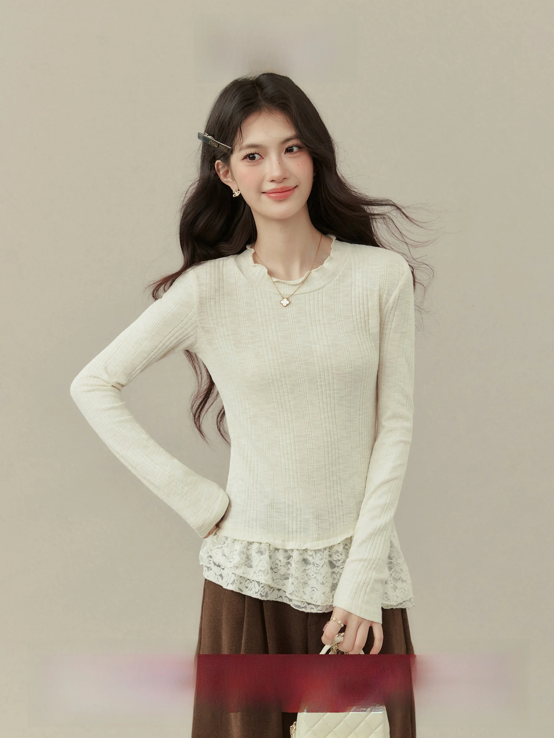 Ele Long Sve Lace Trim T-irt Women's Inner Wear Base irt Top Autumn Winter Faion by Ou Yang Xi
Ele Long Sve Lace Trim T-irt Women's Inner Wear Base irt Top Autumn Winter Faion by Ou Yang Xi