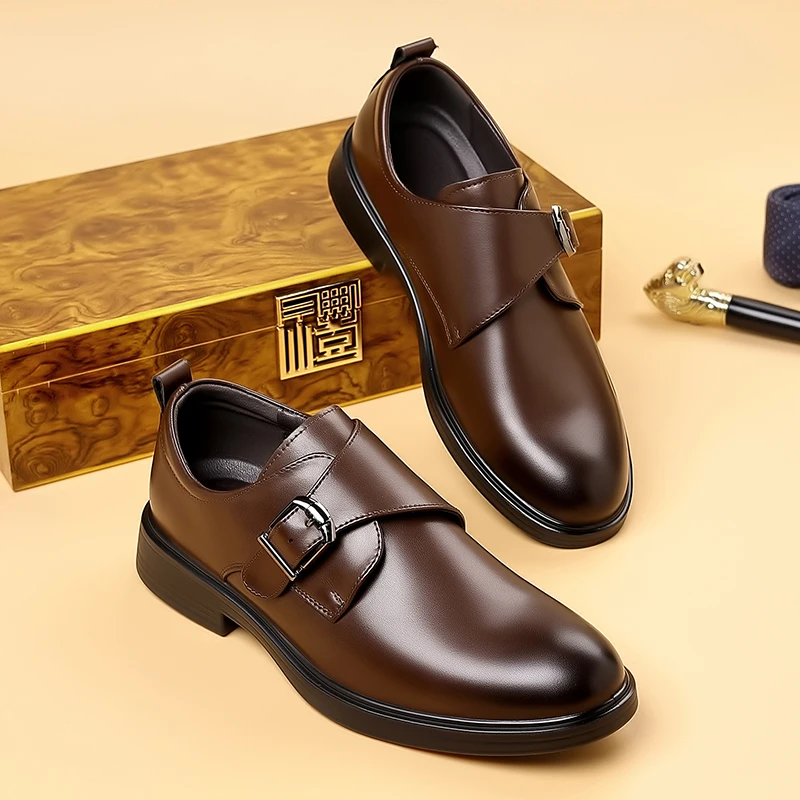 Men's casual leather shoes successful Business style Dress up party Black brown Adult suit shoes Derby daily New versatile
Men's casual leather shoes successful Business style Dress up party Black brown Adult suit shoes Derby daily New versatile
